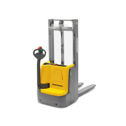 Transpalet electric cu catarg EJC 110, capacitate de încărcare 1000 kg, înălțime de ridicare 2500 - 3600 mm