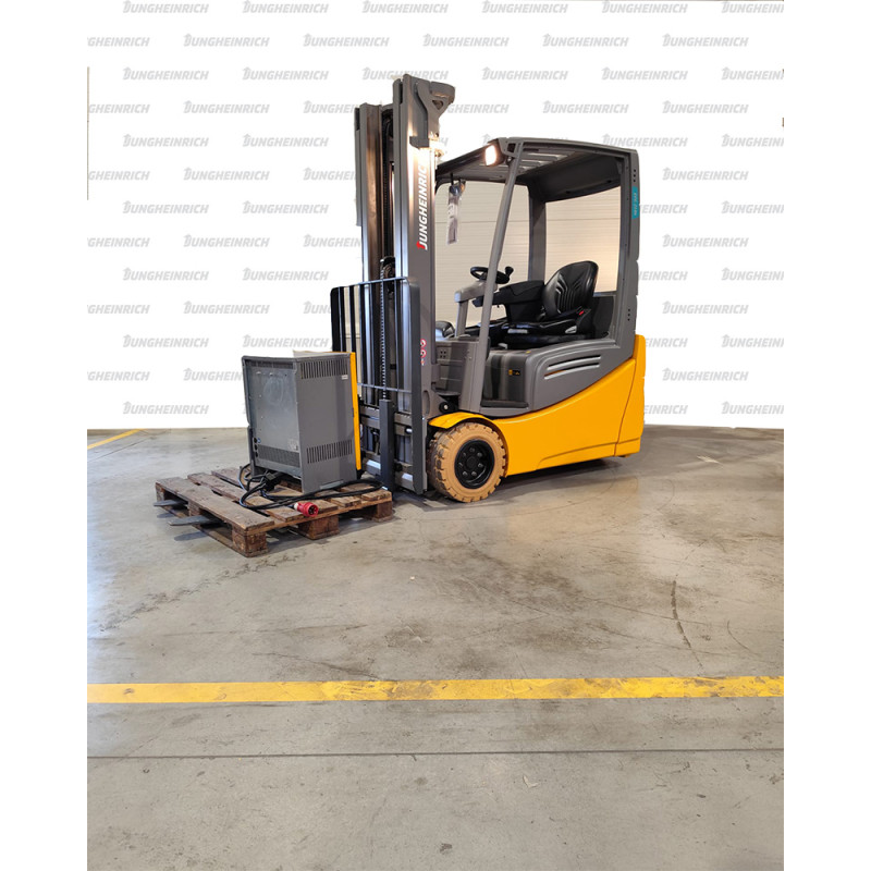Electric counterbalance forklift Jungheinrich EFG 218k, capacity 1800 kg, lift height 5000 mm