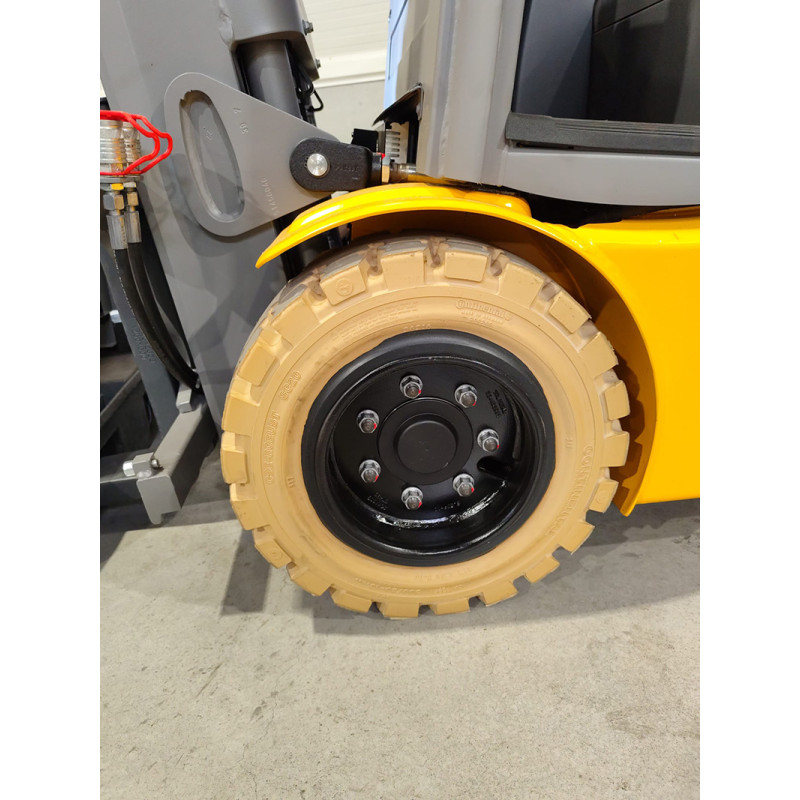 Electrostivuitor Jungheinrich EFG 320, capacitate 2000 kg, înălțime de ridicare 4400 mm