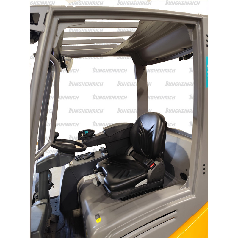 Electric counterbalance forklift Jungheinrich EFG 320, capacity 2000 kg, lift height 5500 mm