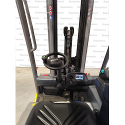 Electric counterbalance forklift Jungheinrich EFG 320, capacity 2000 kg, lift height 5500 mm