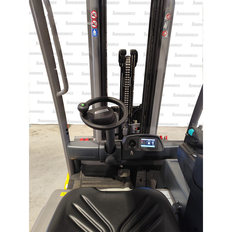 Electric counterbalance forklift Jungheinrich EFG 320, capacity 2000 kg, lift height 5500 mm
