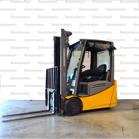 REFURBISHED Electric counterbalance forklift Jungheinrich EFG 216k, capacity 1600 kg, lift height 3300 mm