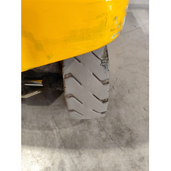 Electrostivuitor Jungheinrich EFG 320, capacitate 2000 kg, înălțime de ridicare 5500 mm