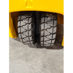 Electrostivuitor Jungheinrich EFG 215, capacitate 1500 kg, înălțime de ridicare 4640 mm