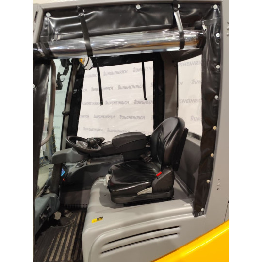 Used electric counterbalance truck - Jungheinrich EFG 220