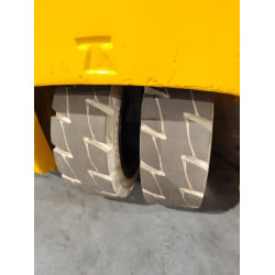 Used electric counterbalance truck - Jungheinrich EFG 220