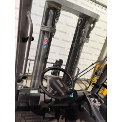 Refurbished electric counterbalance truck - Jungheinrich EFG 425k