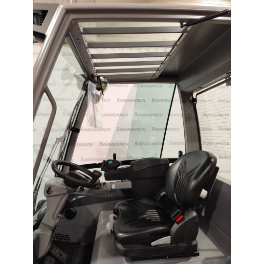 Refurbished electric counterbalance truck - Jungheinrich EFG 425k