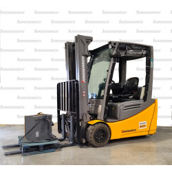 Electrostivuitor Jungheinrich EFG 220, capacitate 2000 kg, înălțime de ridicare 4400 mm