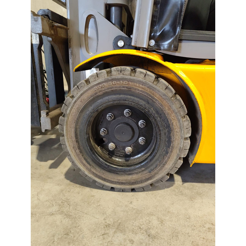 Electrostivuitor Jungheinrich EFG 220, capacitate 2000 kg, înălțime de ridicare 4400 mm
