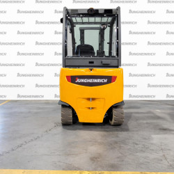 Electrostivuitor Jungheinrich EFG 430k, capacitate 3000 kg, înălțime de ridicare 3100 mm