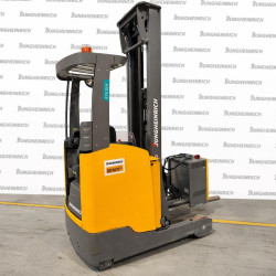 Reach truck Jungheinrich ETV 214, capacity 1400 kg, lift height 7100 mm