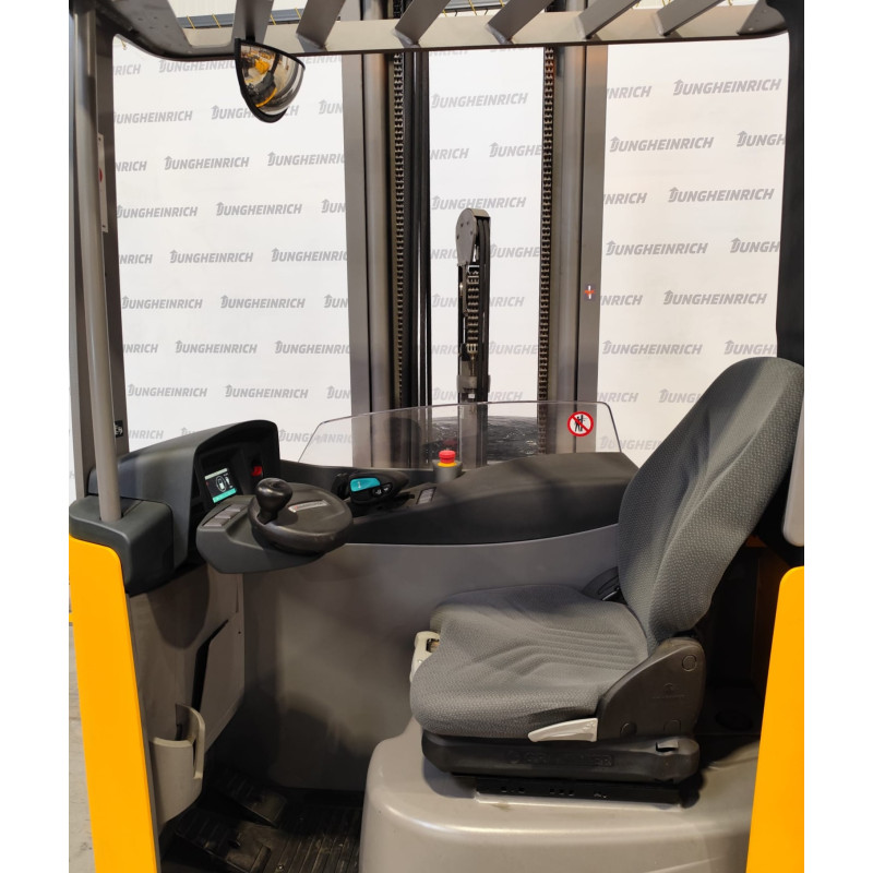Stivuitor electric Jungheinrich ETV 214, capacitate 1400 kg, catarg triplex, înălțime ridicare 7100 mm