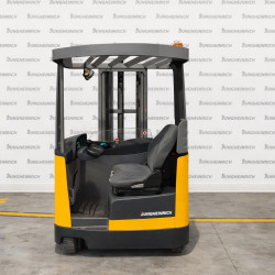 Stivuitor electric Jungheinrich ETV 216, capacitate 1600 kg, catarg triplex, înălțime ridicare 10700 mm