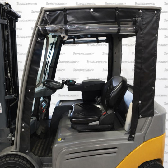Electrostivuitor Jungheinrich EFG 320, capacitate 2000 kg, înălțime de ridicare 5500 mm