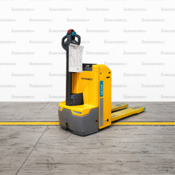 Transpalet electric Jungheinrich, capacitate 1400 kg, EJE 114