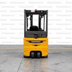 Electrostivuitor Jungheinrich EFG 215, capacitate 1500 kg, înălțime de ridicare 4640 mm
