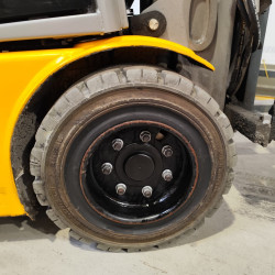 Electrostivuitor Jungheinrich EFG 220