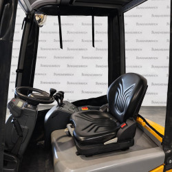 Electrostivuitor Jungheinrich EFG 115, capacitate 1500 kg, înălțime de ridicare 4500 mm