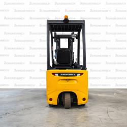 Electrostivuitor Jungheinrich EFG 115, capacitate 1500 kg, înălțime de ridicare 4500 mm