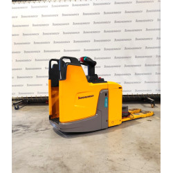 Electric ride-on pallet truck Jungheinrich ERE 120, capacity 2000 kg