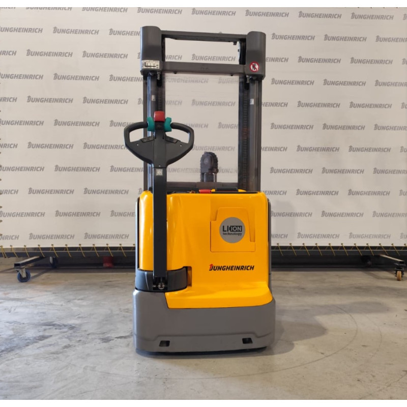 Electric stacker Jungheinrich EJC 112 - Jungheinrich shop !