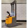 Transpalet electric cu catarg Jungheinrich ERC 212, capacitate 1200 kg, înălțime de ridicare 4100 mm