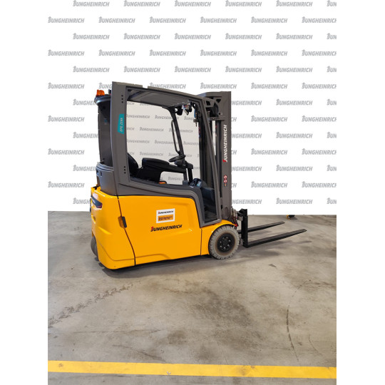Electrostivuitor Jungheinrich EFG 216k, capacitate 1600 kg, înălțime de ridicare 4640 mm