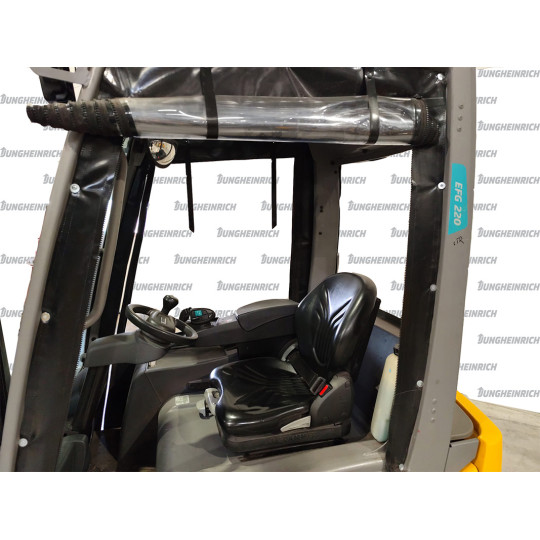 Used electric counterbalance truck - Jungheinrich EFG 220