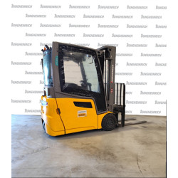 Electrostivuitor Jungheinrich EFG 216k, capacitate 1600 kg, înălțime de ridicare 3300 mm