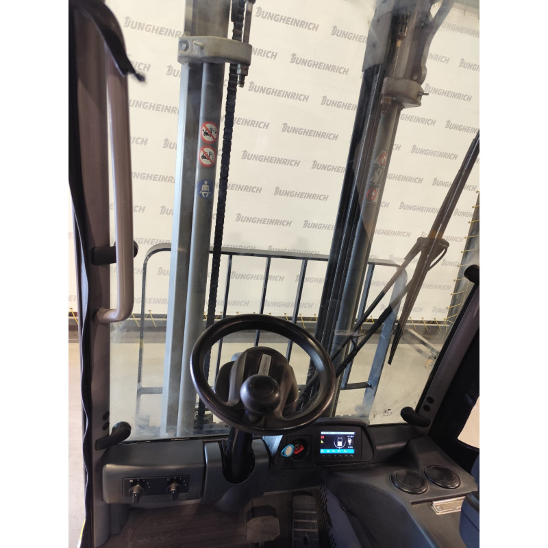 Electrostivuitor Jungheinrich EFG 216k, capacitate 1600 kg, înălțime de ridicare 3300 mm