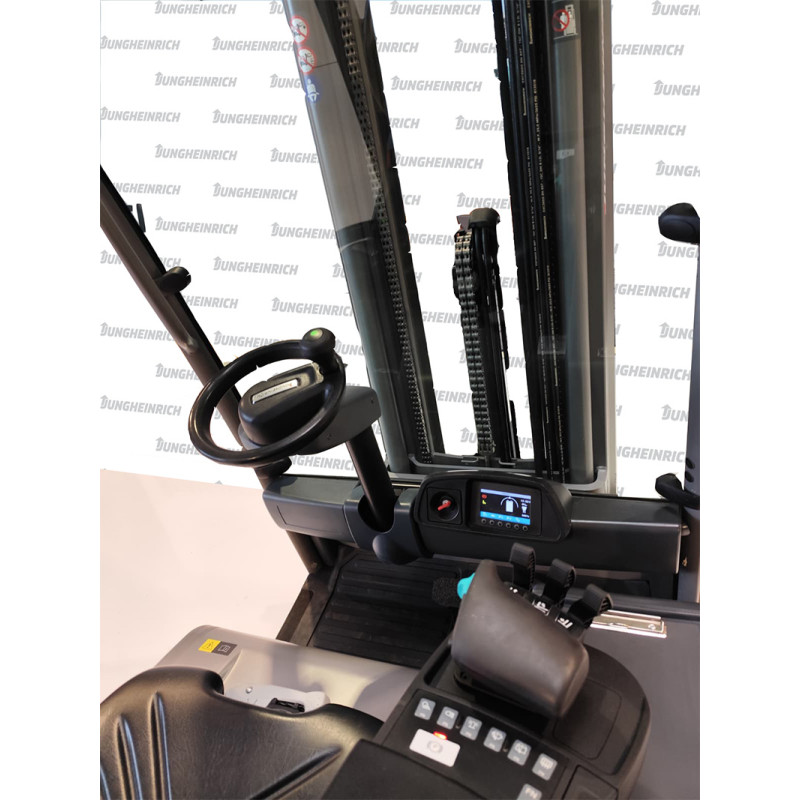 Electric counterbalance forklift Jungheinrich EFG 320, capacity 2000 kg, lift height 5000 mm