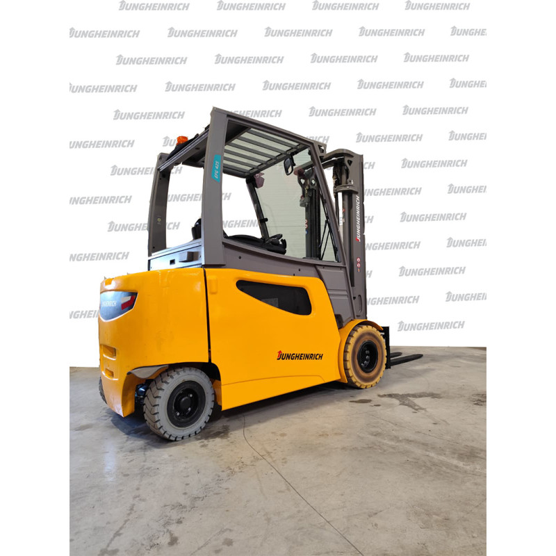 Electrostivuitor Jungheinrich EFG 425, capacitate de ridicare 2500 kg, înălțime de ridicare 3300 mm