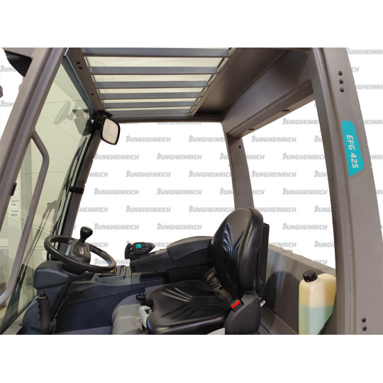 Electrostivuitor Jungheinrich EFG 425, capacitate de ridicare 2500 kg, înălțime de ridicare 3300 mm
