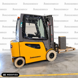 Electrostivuitor Jungheinrich EFG 425k, capacitate de ridicare 2500 kg, înălțime de ridicare 3100 mm