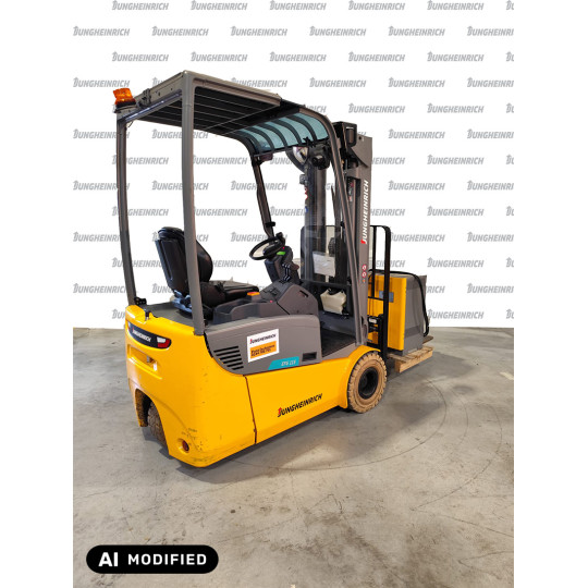 Electrostivuitor Jungheinrich EFG 115, capacitate 1500 kg, înălțime de ridicare 4500 mm