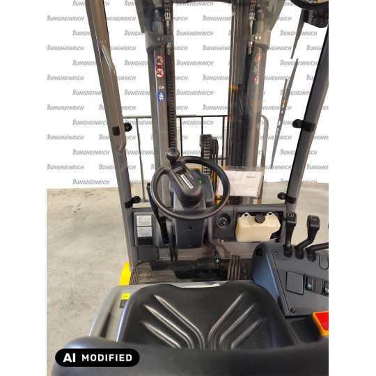 Electrostivuitor Jungheinrich EFG 115, capacitate 1500 kg, înălțime de ridicare 4500 mm