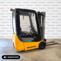 Electrostivuitor Jungheinrich EFG 115, capacitate 1500 kg, înălțime de ridicare 4500 mm