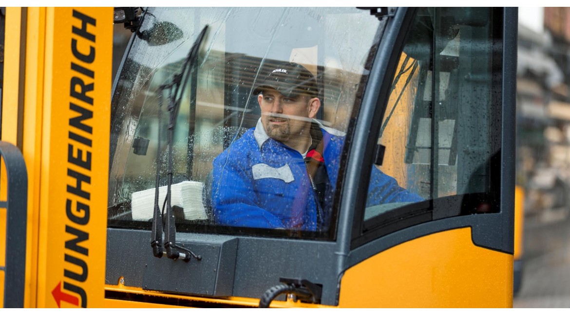 Methods by which you can prevent accidents with a forklift