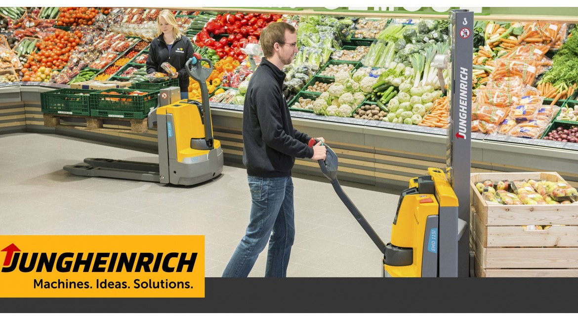 Electric or manual pallet truck?