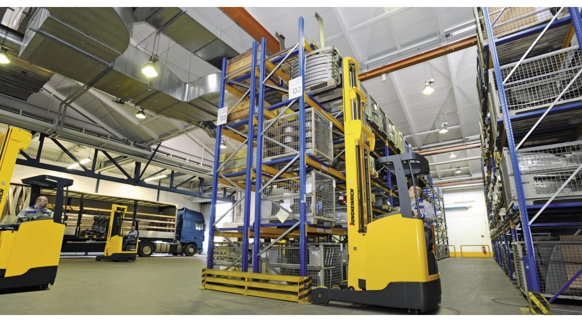 Aspects to consider when working with a company that hires forklifts